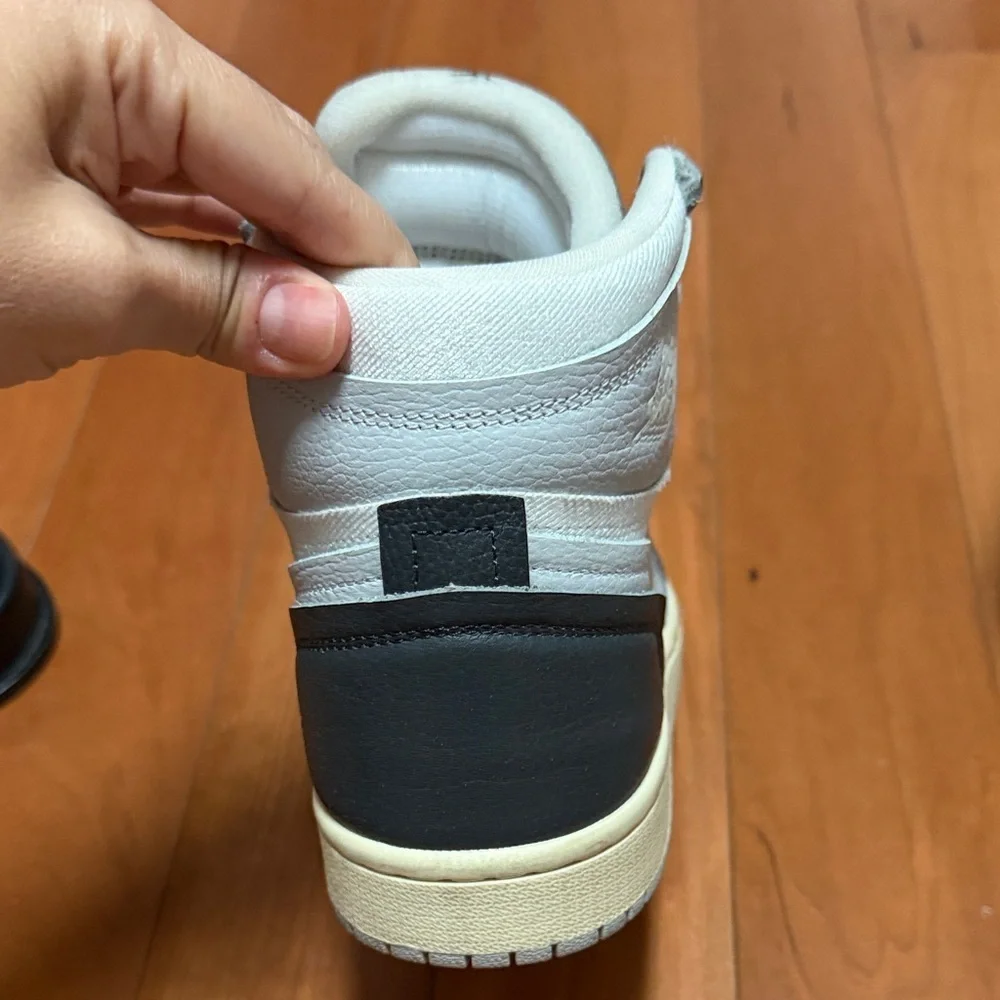 Tones of gray and White mid-Top Sneakers